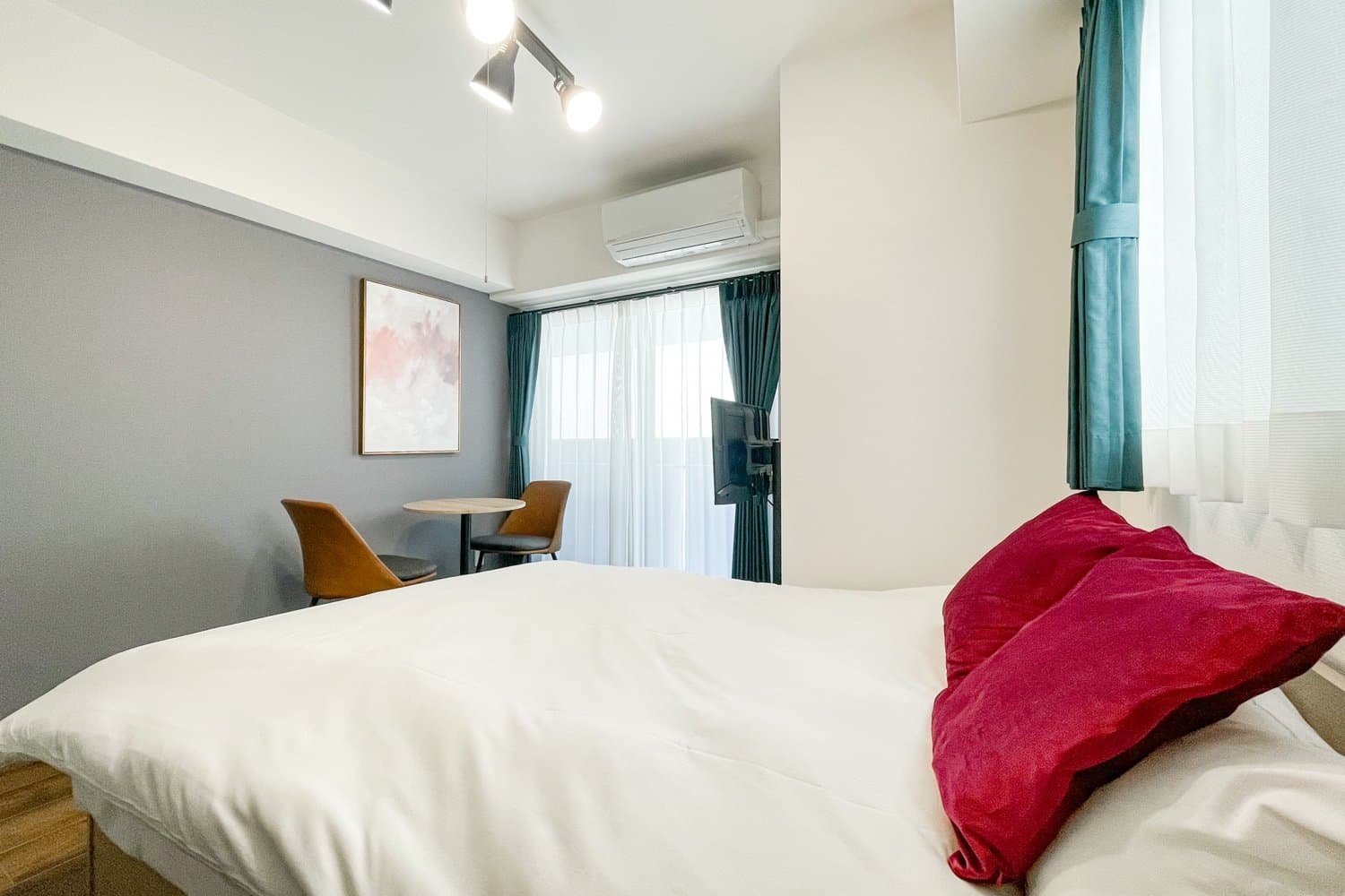 Prime location in downtown Osaka #Within walking distance of Dotonbori #Excellent security / Grandia Shinsaibashi 901