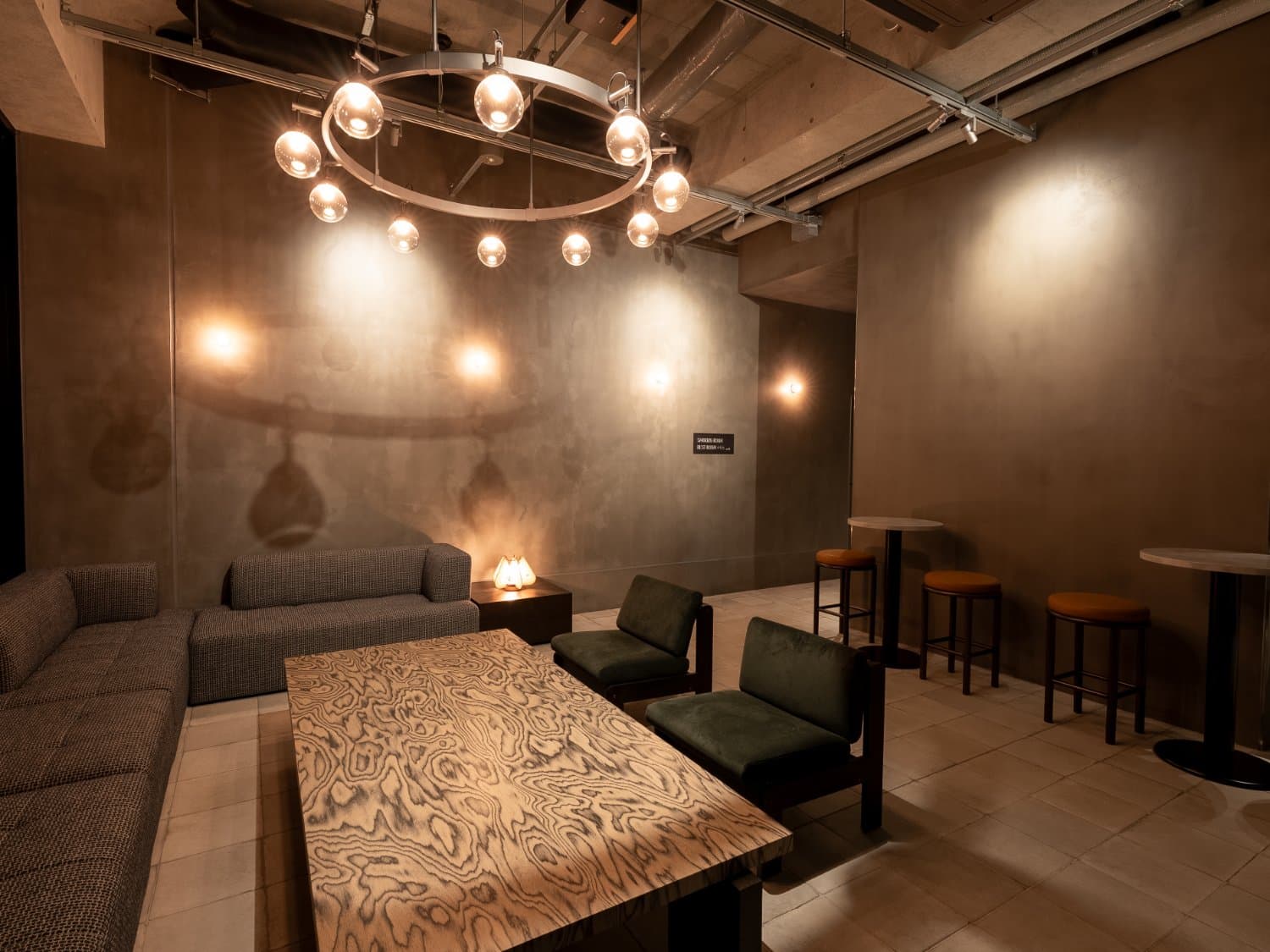 TRIPLE + SOFAの写真(10枚目)