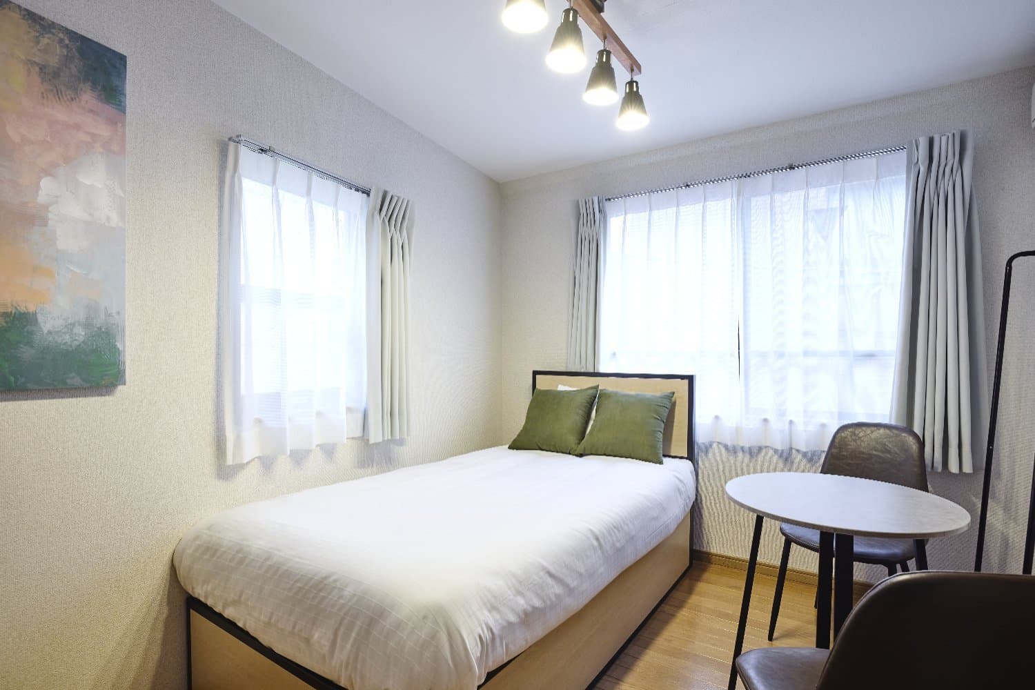 Conveniently located 1 minute walk from the nearest station/1 minute walk from convenience store/Fully furnished/Fujimigaoka Station 303
