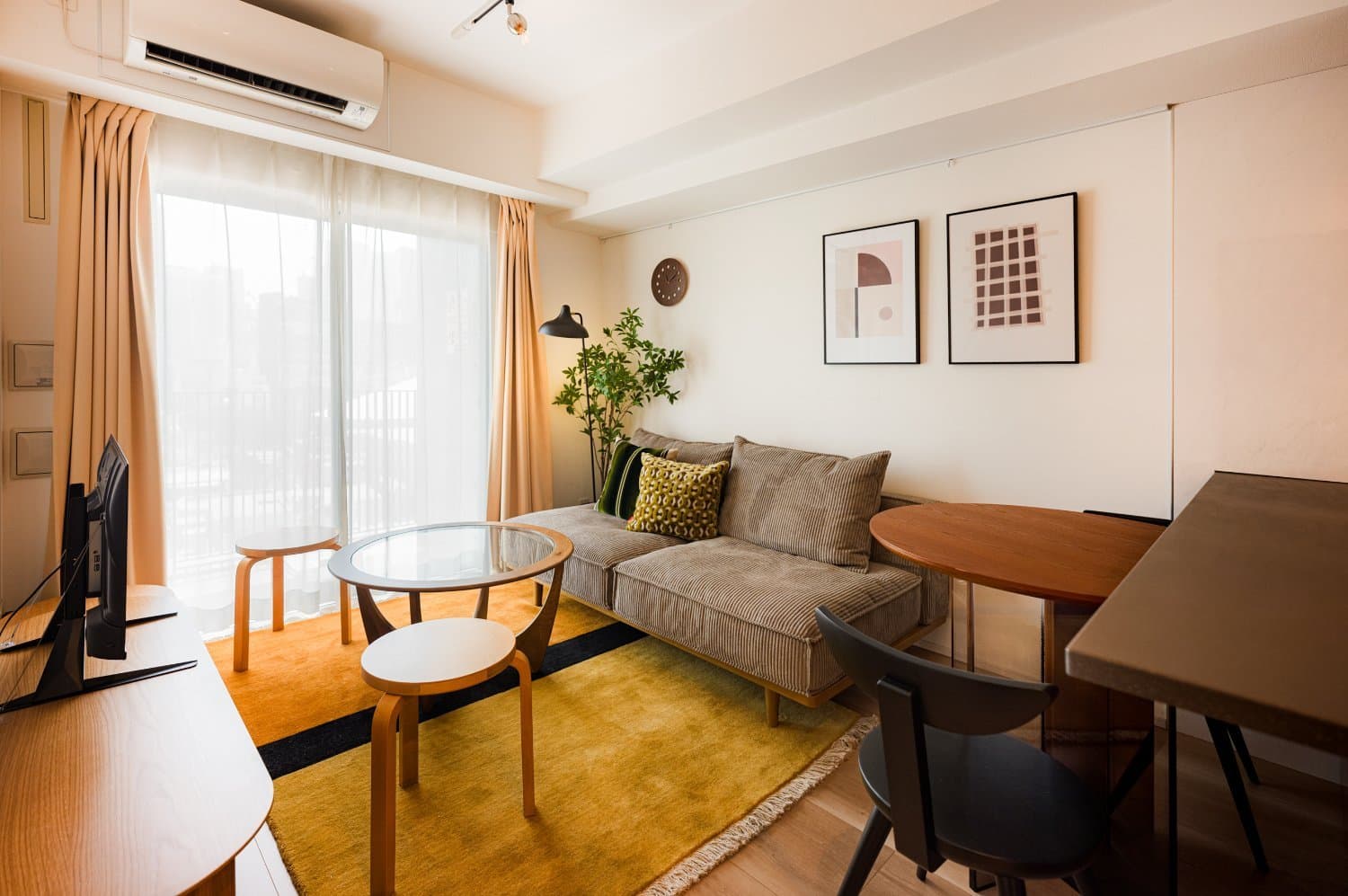 A 5-minute walk from Akasaka Station and Akasaka-mitsuke Station! Mid-century design /Creazione Akasaka 902