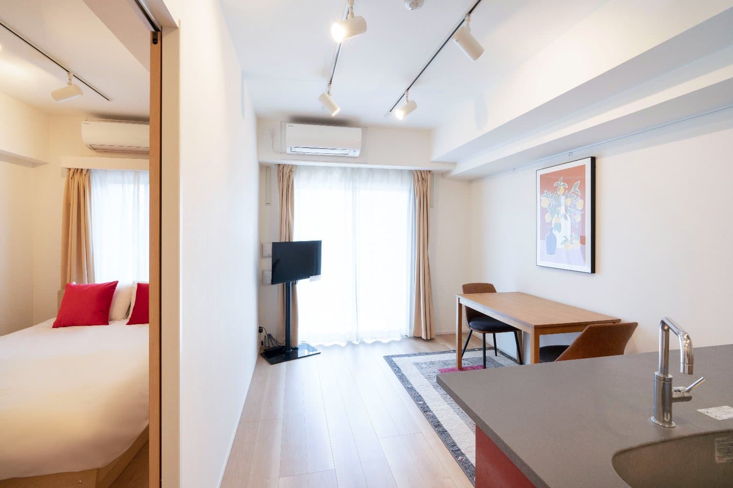同じ物件の部屋写真: 赤坂見附駅徒歩5分/築浅1LDKマンション/1~2人の滞在にオススメ/クレアツィオーネ赤坂 902