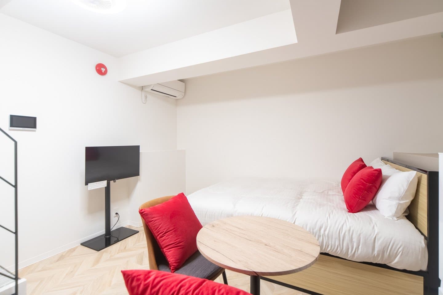 Popular Ebisu area / Stylish new building / Excellent security / The Sanctus Ebisu 104