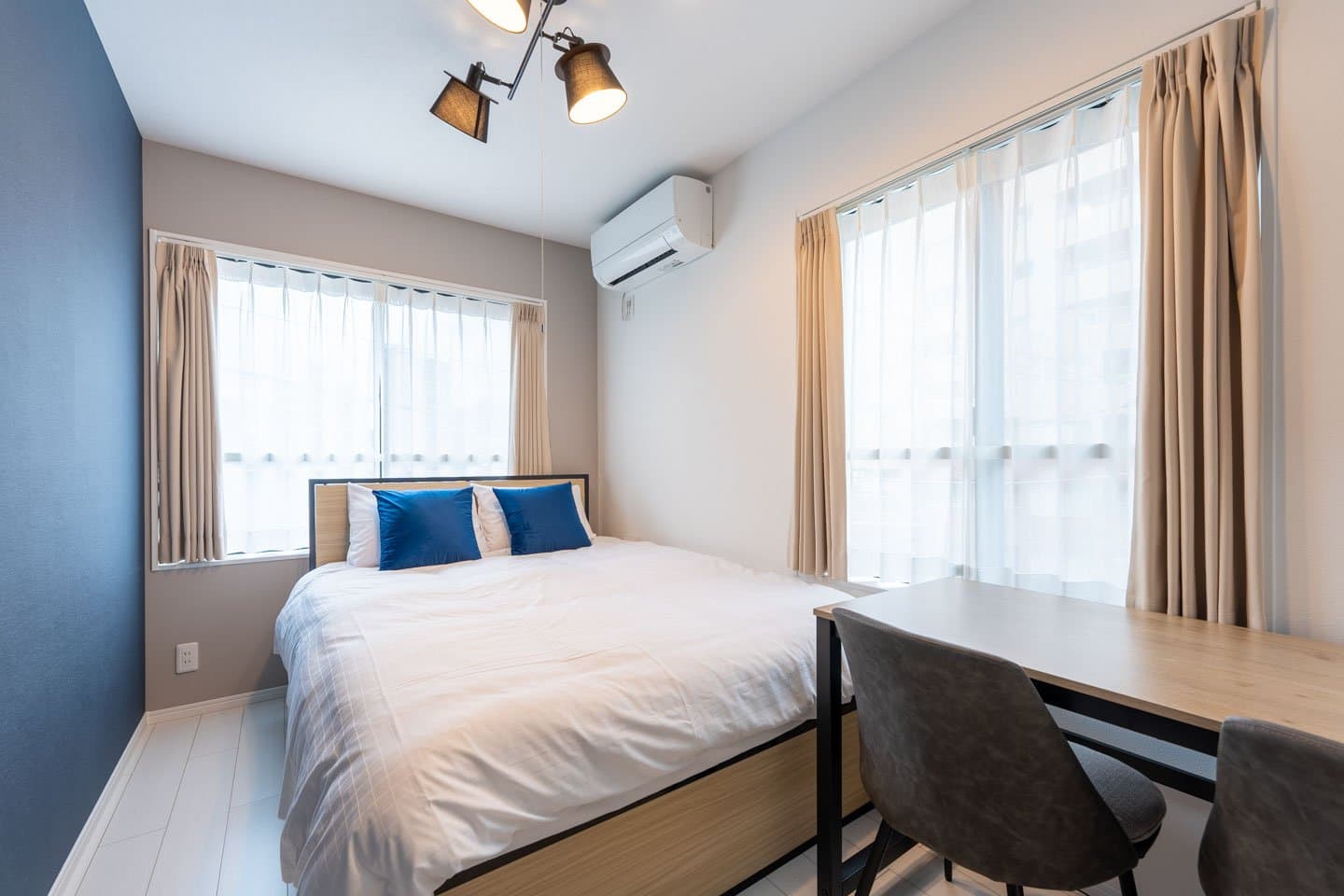 Popular Ebisu area / Excellent access / Newly built / Fully furnished with furniture and appliances / The Sanctus Ebisu 301