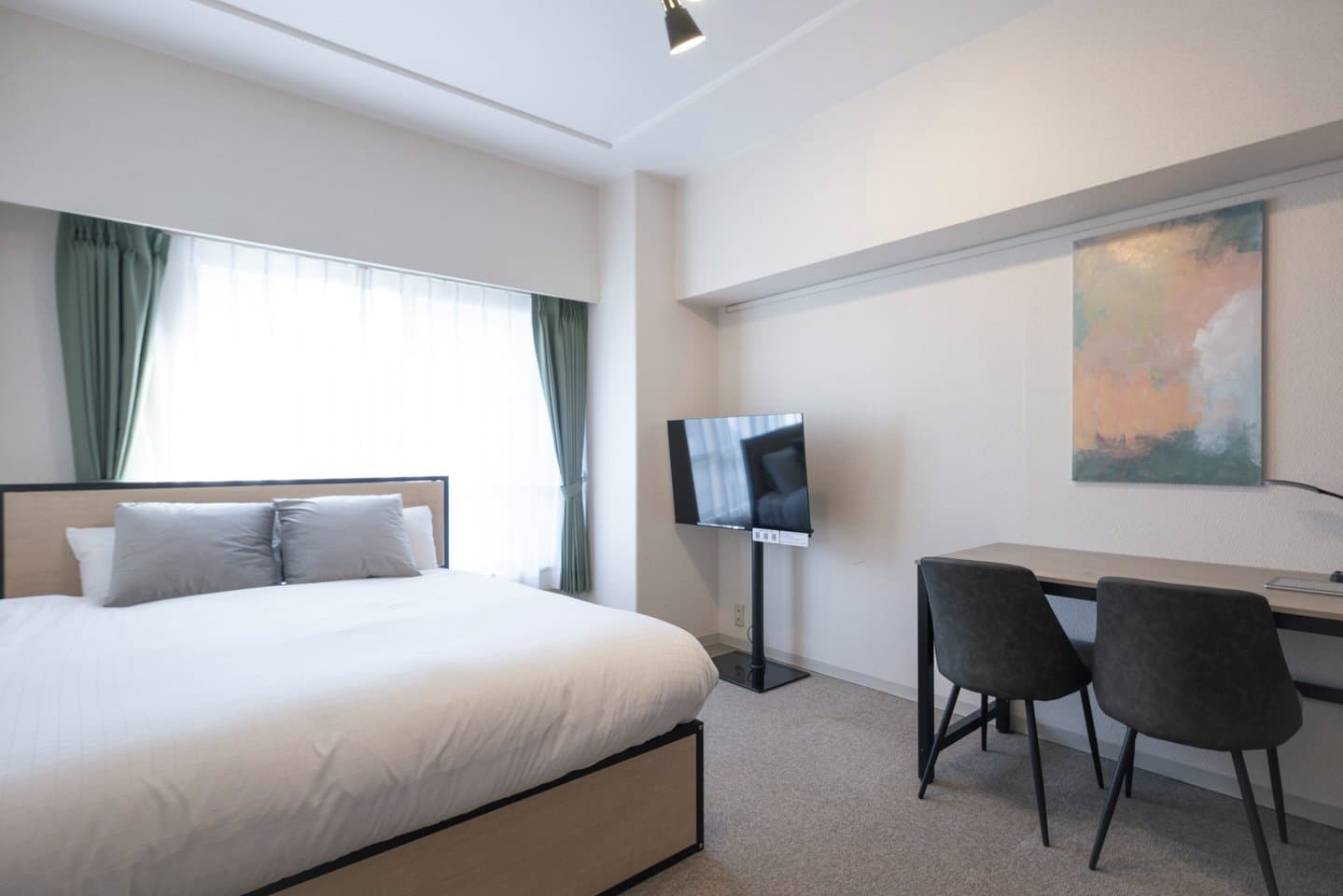 駅徒歩8分!家具・家電完備/日当たり良い♪/フジテラス用賀 206