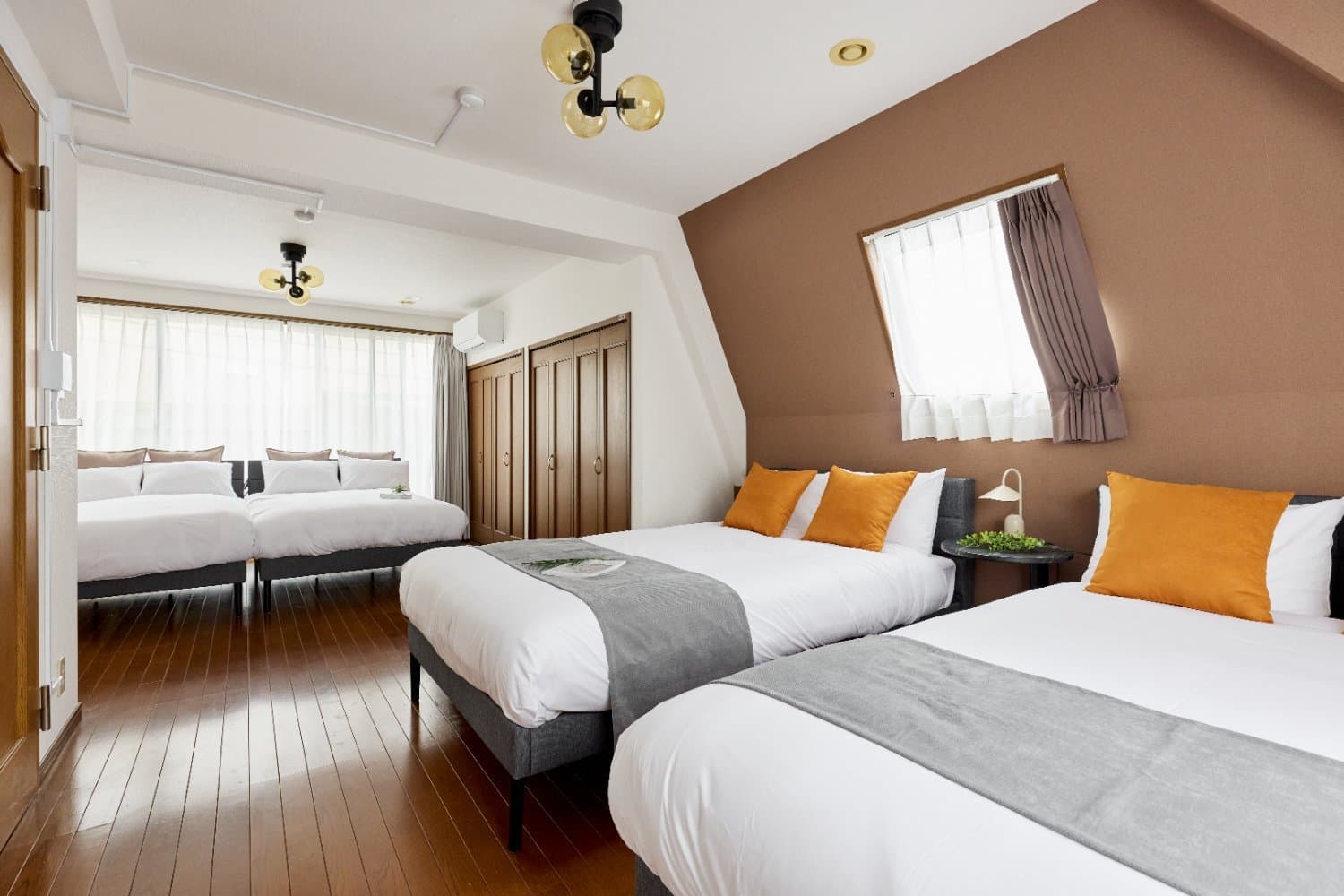 ☆Special rates until the end of September!☆ 宽敞的4LDK独栋住宅/地理位置优越,距离最近车站步行2分钟/最多可容纳14人/Fujimigaoka Detached House A