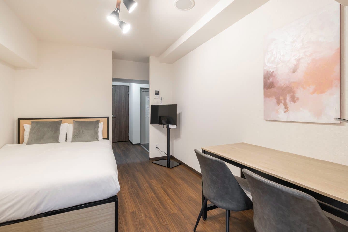 5-minute walk from Shinsaibashi Station ♪ Newly built / Designer apartment / valore Kitahorie 1102