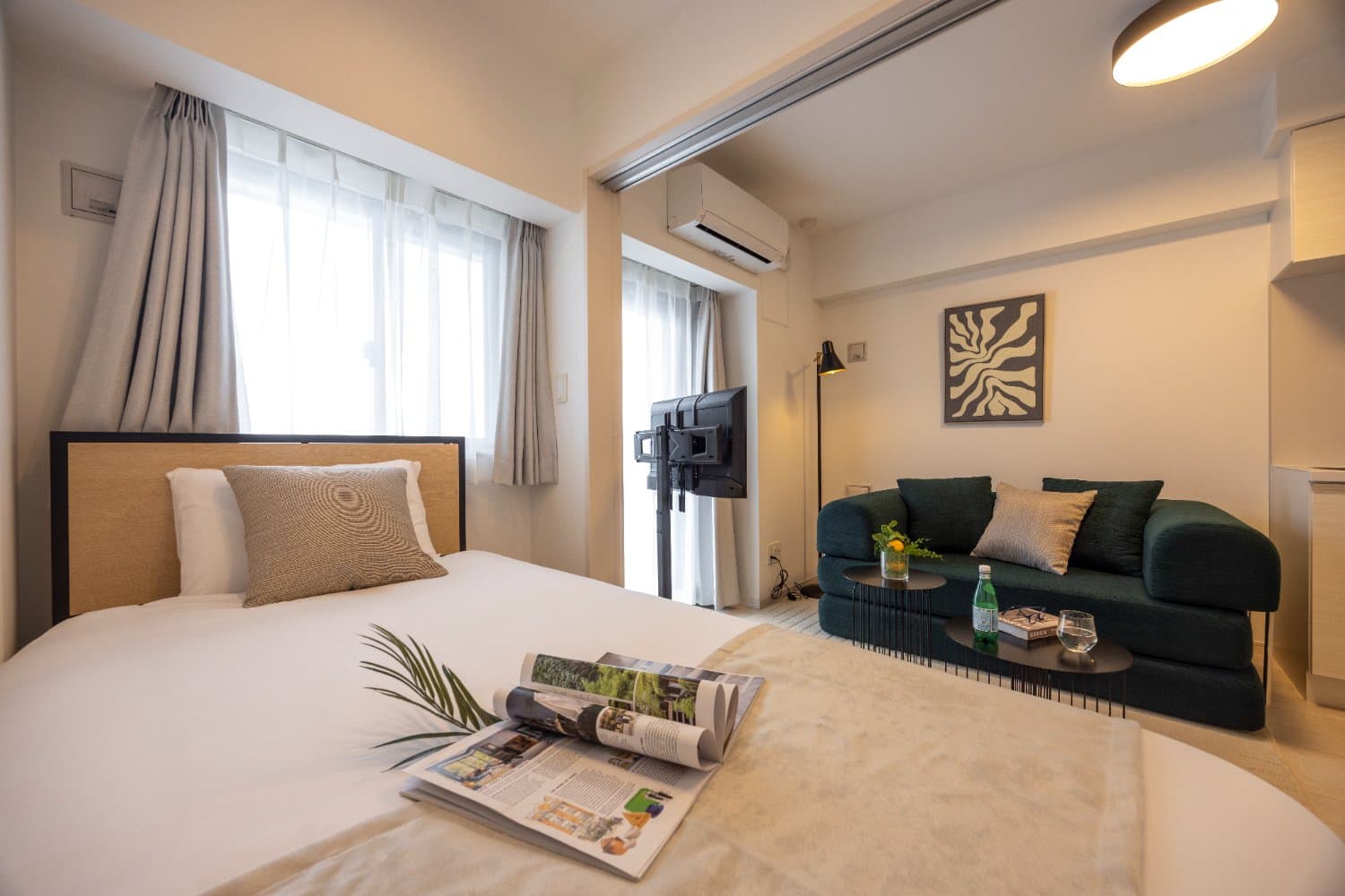 Furniture updated in September 2026 / 8-minute walk from Kinshicho Station / Within walking distance of Tokyo Skytree / Unit featuring modern, high-end furniture /Noble Park KINSHICHO 801