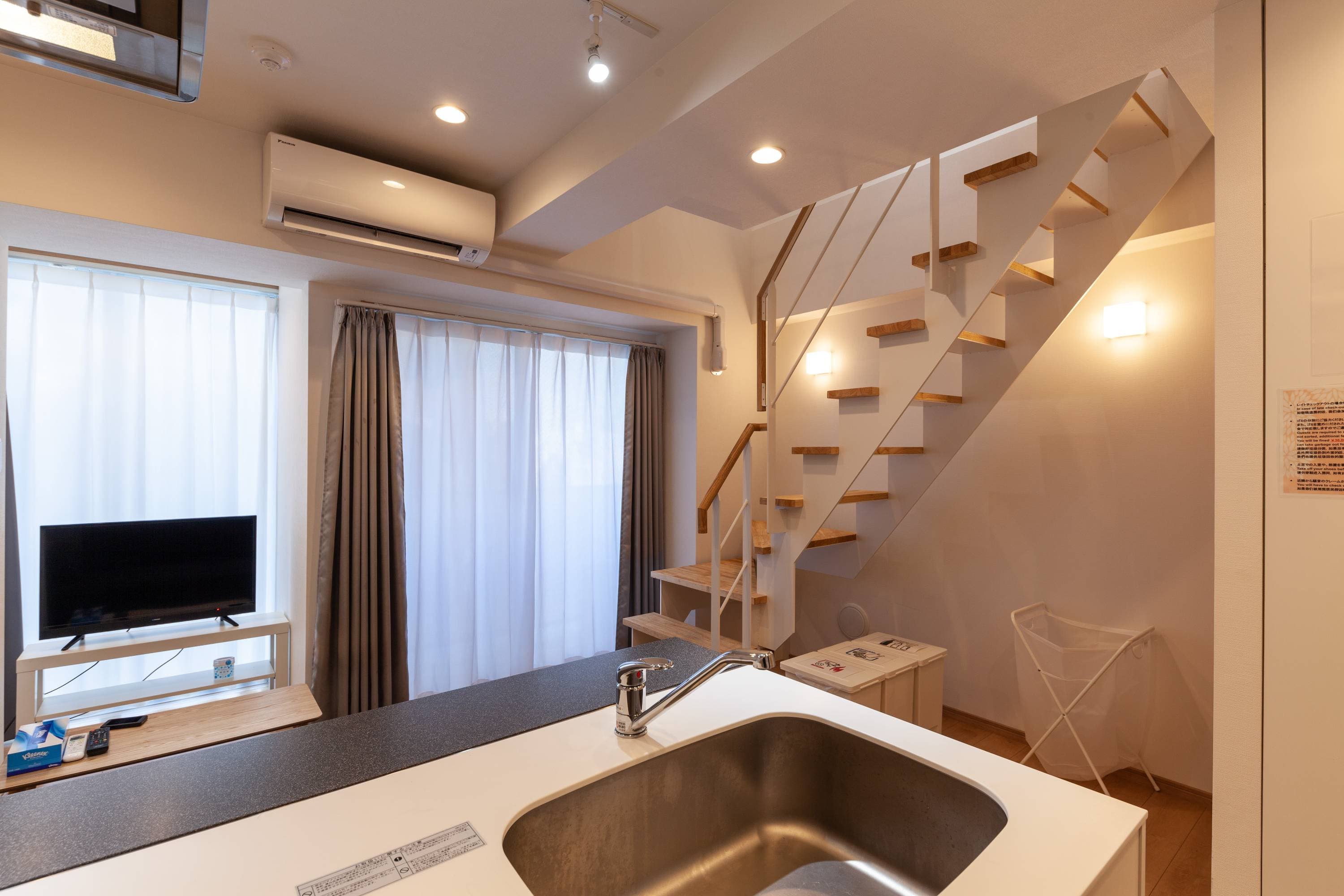 ☆Special rates until the end of September!☆ 东日本桥马喰町步行5分钟以内!新建/复式住宅 2人 702
