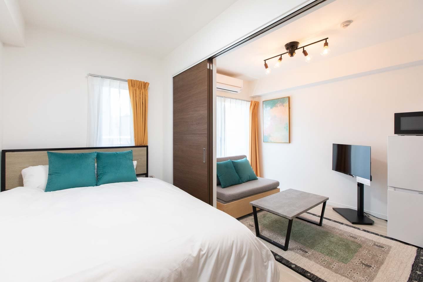 Within walking distance of Shin-Osaka Station / Designer property / Free Wi-Fi / Art Shin-Osaka West 805