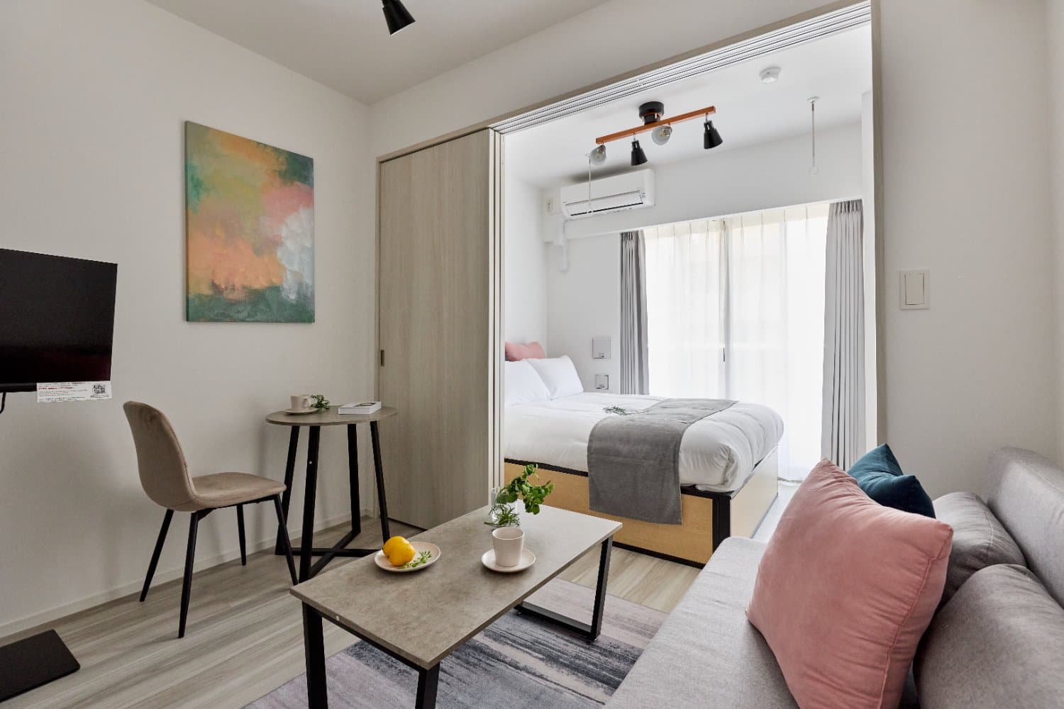 3-minute walk from Kikukawa Station! Simple room built in 2025 / Direct train to Shinjuku / Near supermarkets and convenience stores / The Parkcross Kikukawa 703