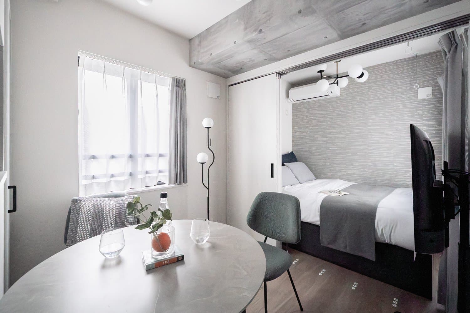 10-minute walk from Higashi-Nakano Station / Excellent access to Shinjuku / Fully furnished with furniture and appliances / North Ridge Shinjuku 201