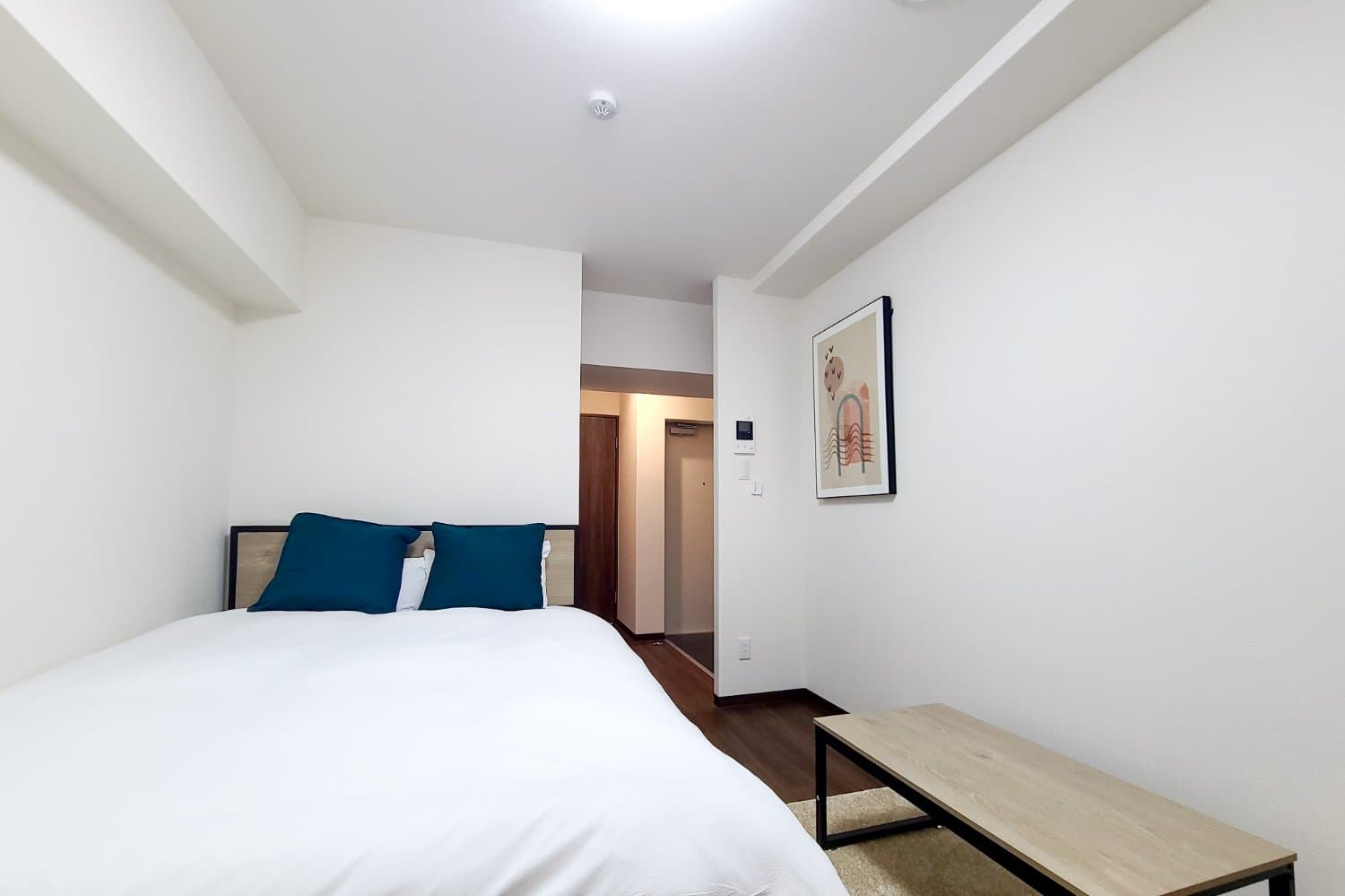 Newly built / Automatic lock / Separate bath and toilet / Just a short walk from Shinsaibashi Station ♪ valore Kitahorie 303