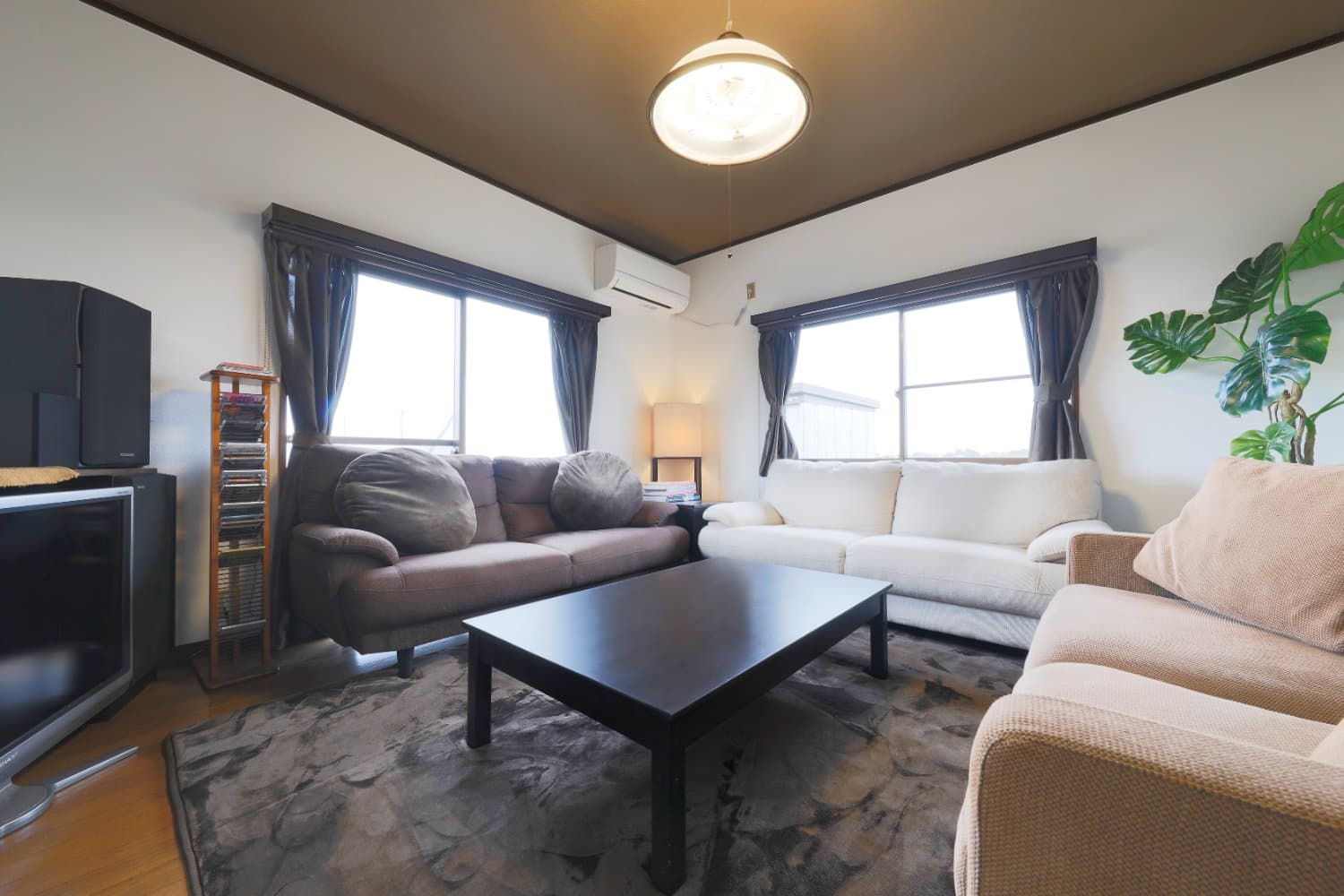 Japanese-Western style room! Fully equipped dog run! BBQ rental ♪ Katori Resonal Sawara Old folk farmer's house