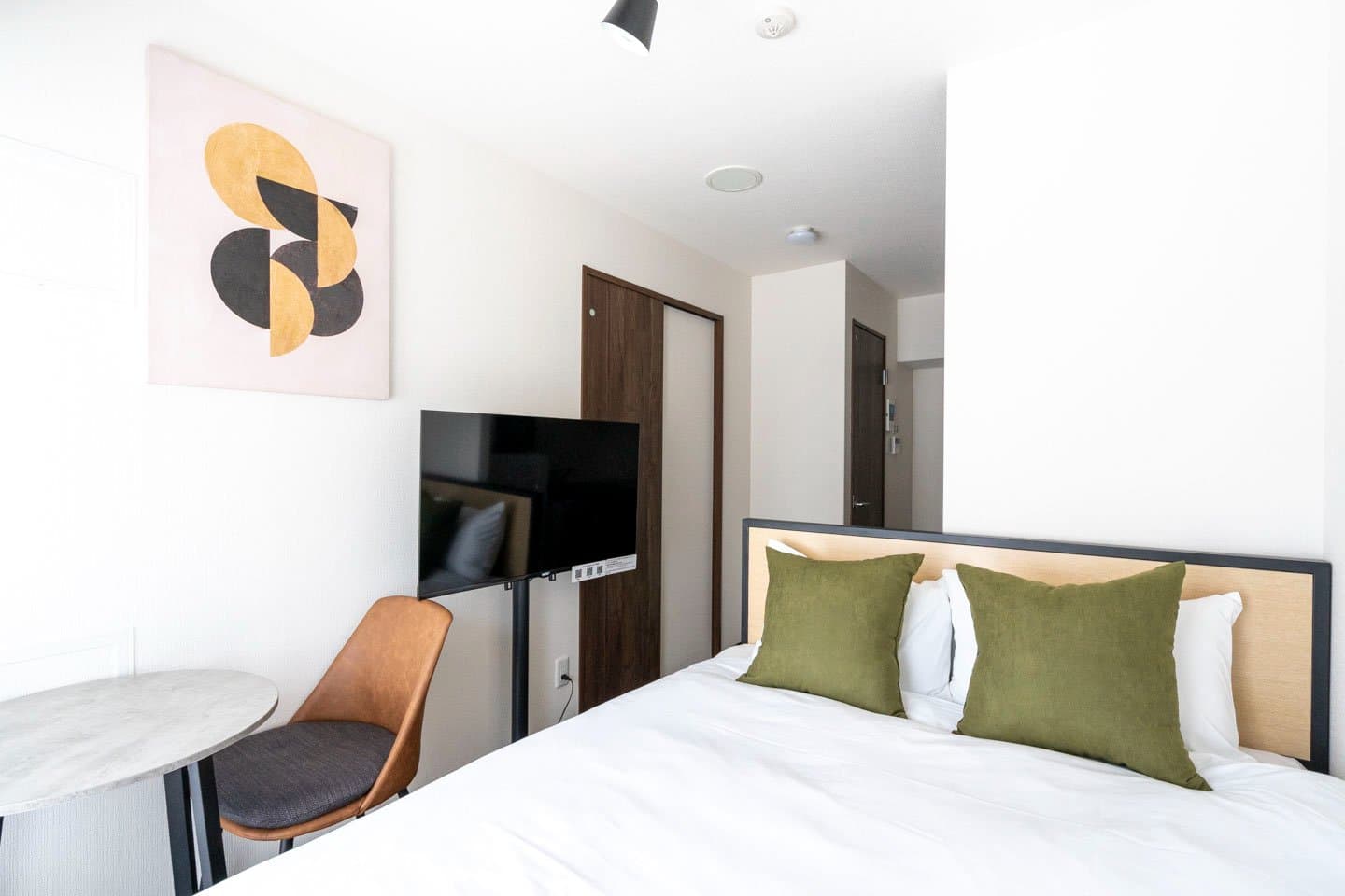 Just a 1-minute walk from the station! Newly built/Designer apartment/Shinsaibashi Station is also within easy walking distance♪/valore Kitahorie 801