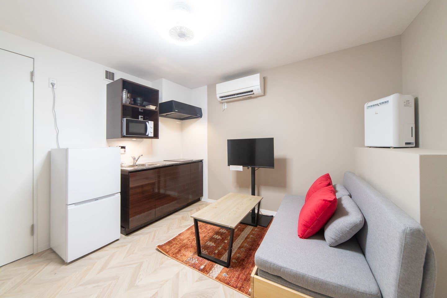 Popular Ebisu area / Stylish new building / Excellent security / The Sanctus Ebisu 105