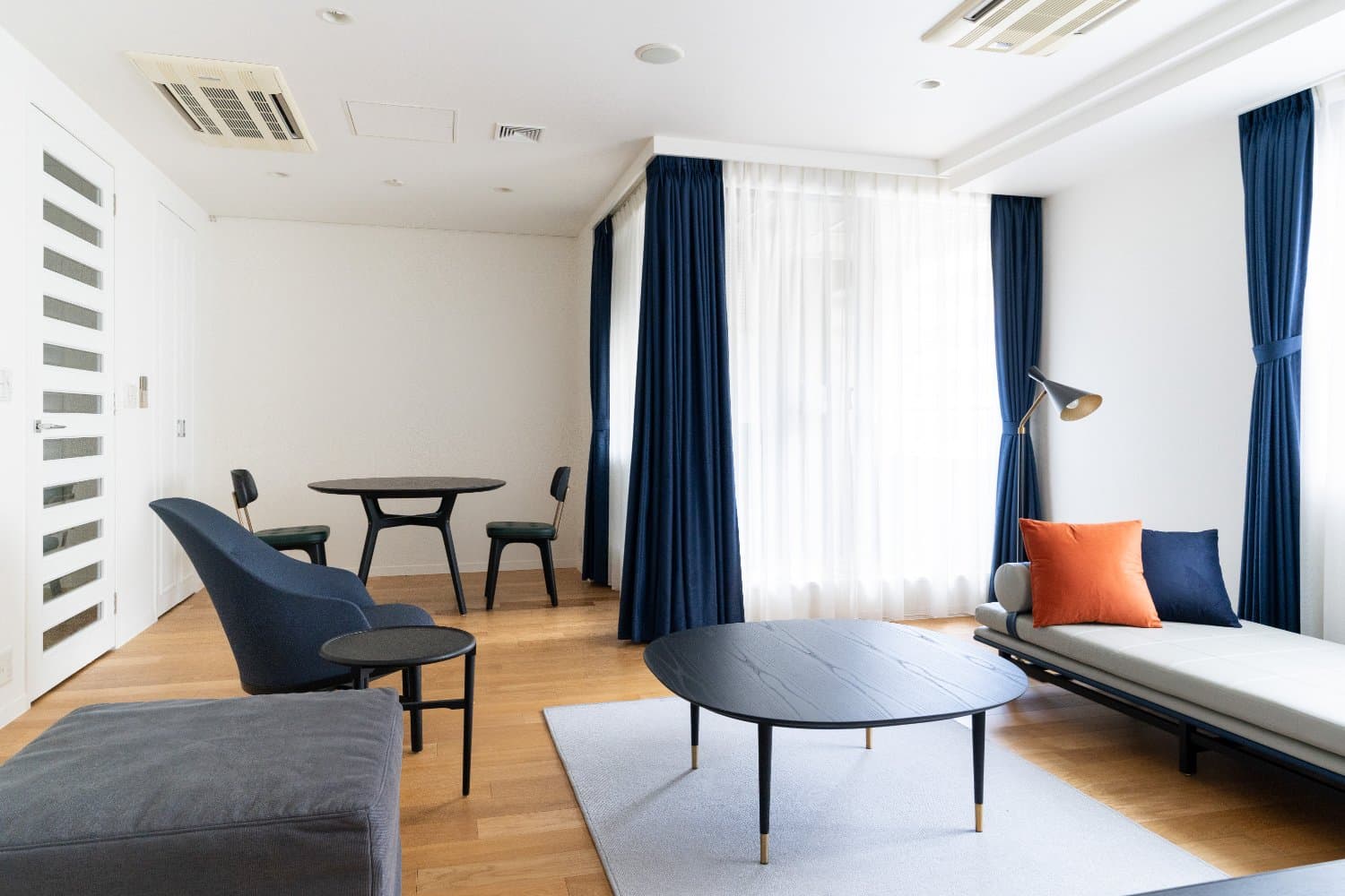 神谷町駅から徒歩1分のマンション!シンプルでモダンなお部屋♪/家具・家電完備/神谷町MTコート 504