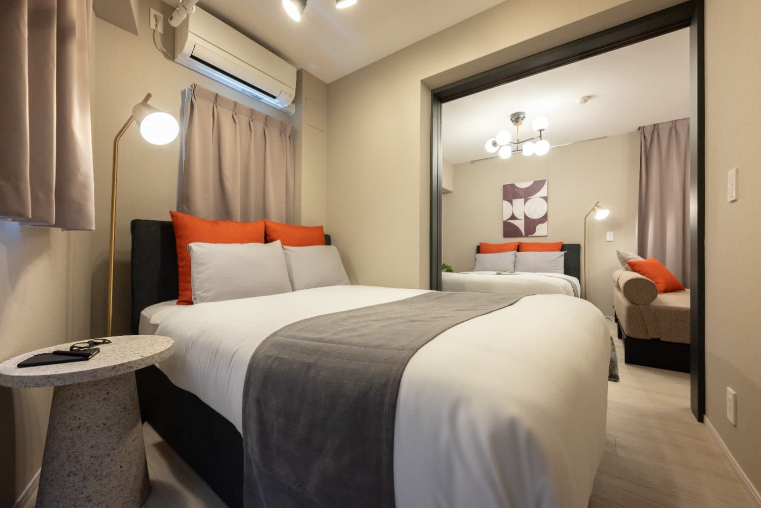 10-minute walk from Nakano Station / 5-minute train ride to Shinjuku Station / Bright room with elegant accent colors/PREAS Nakano Arai 501