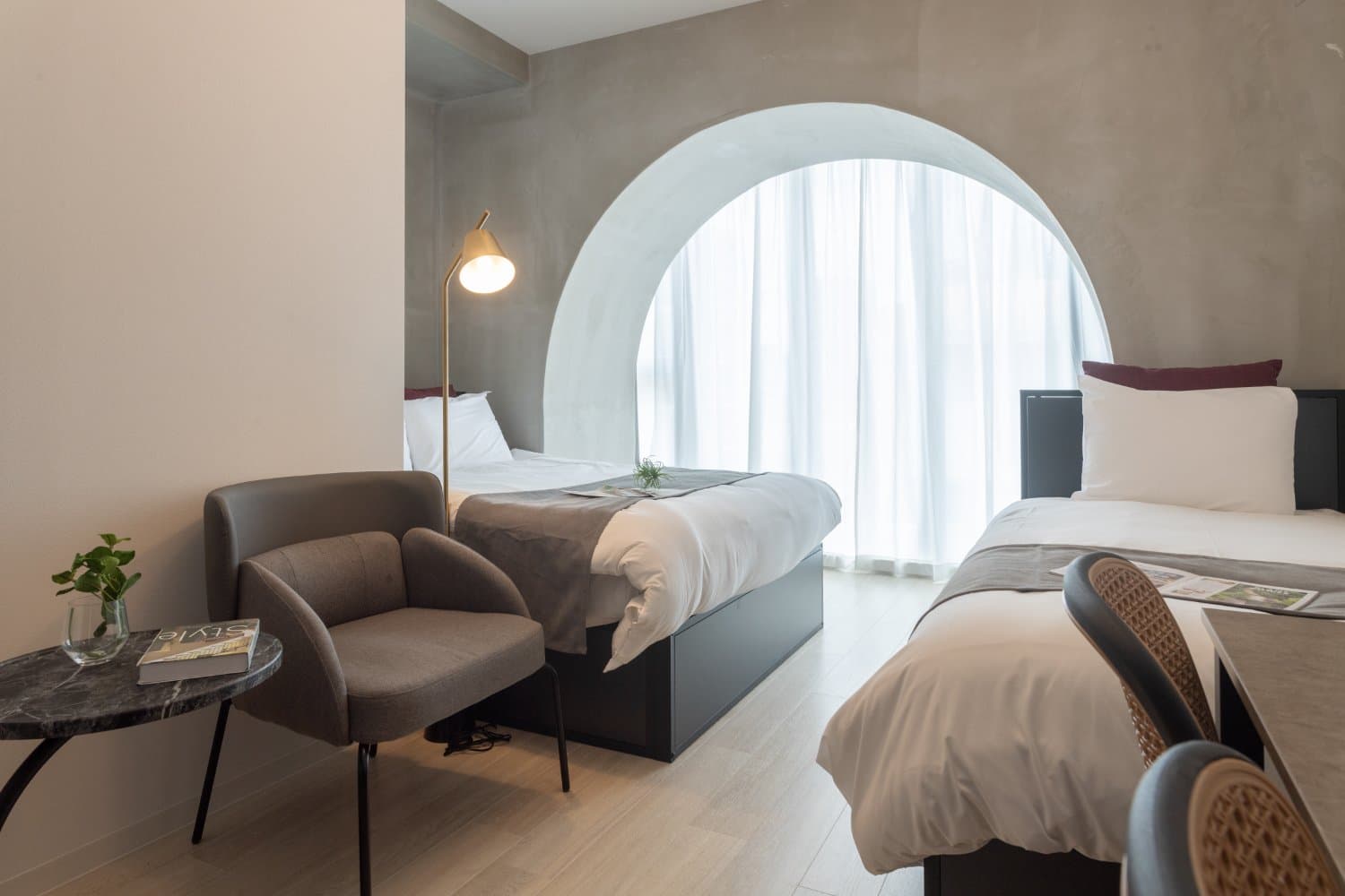 6-minute walk from Higobashi Station / Convenient access to major areas / Fully equipped with furniture and appliances/Valore Kyomachibori 901