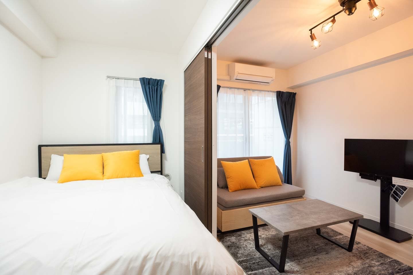 Within walking distance of Shin-Osaka Station / Designer property / Free Wi-Fi / Art Shin-Osaka West 405