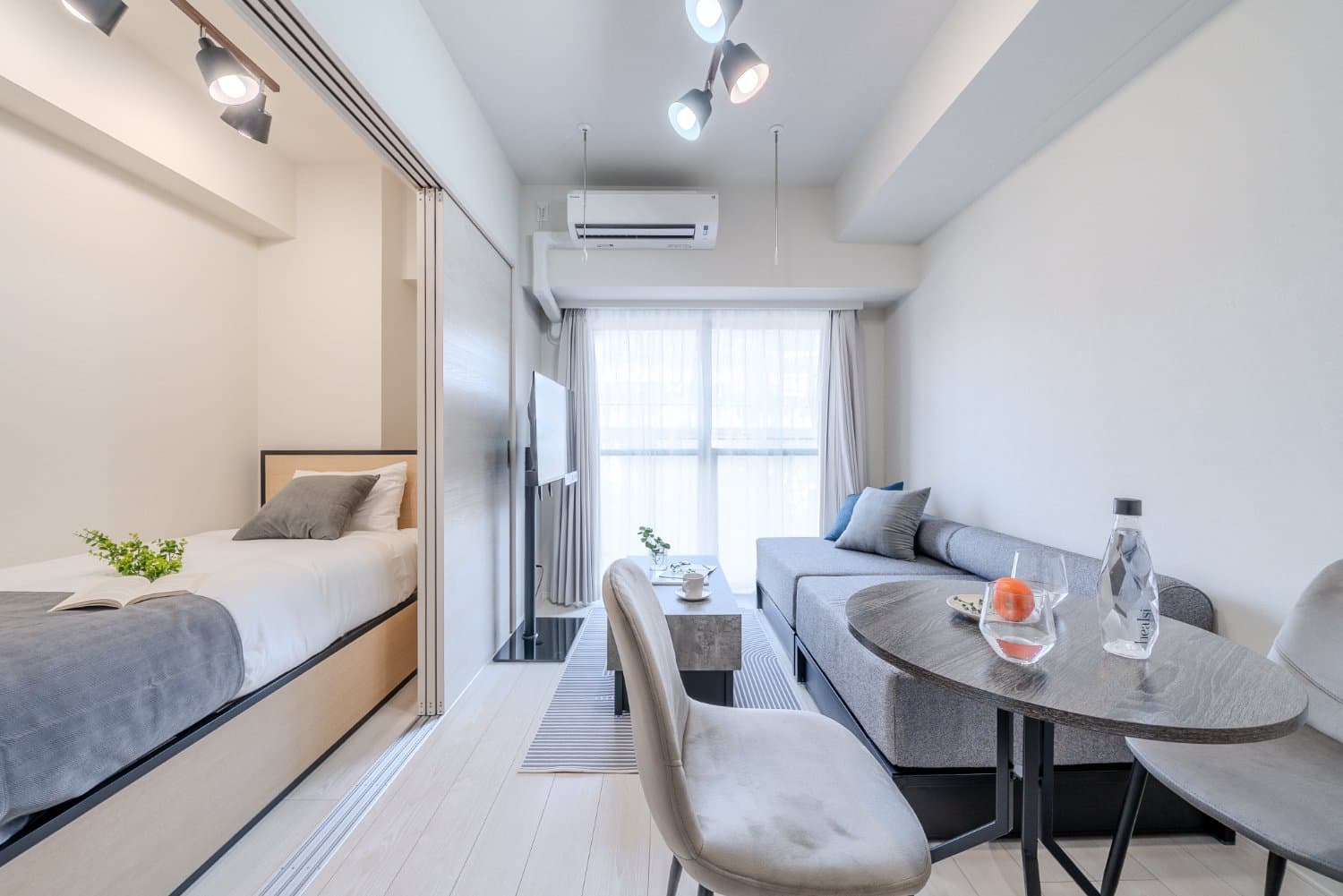 Within walking distance of Tokyo Skytree / 4-minute walk to the nearest station / Perfect for sightseeing / Daffitto Oshiage II 703